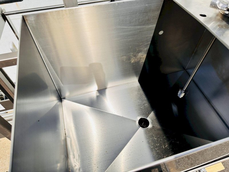 Cozzoli IFLM Four Headed Filler ||  Inline Fill-To-Level  ||  Manual Filler