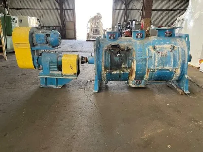 LITTLEFORD 42 CUT FT, 29.4 CU FT WORKING FKM 1200E MIXER  -  FKM 1200E
