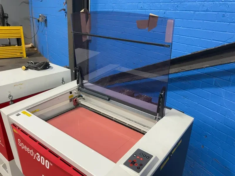 TROTEC 29” X 17” SPEEDY 300 LASER ENGRAVER  -  8011 SPEEDY300 C25