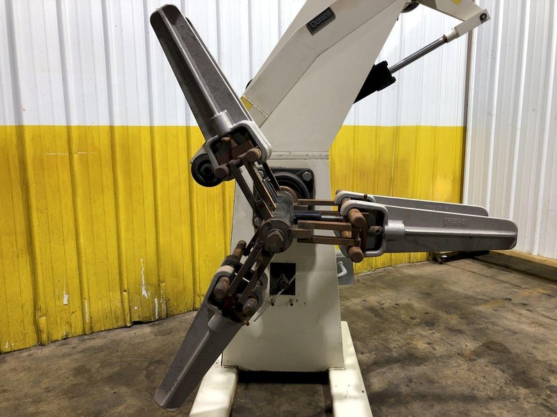 3000 LBS X 18&quot; DURANT MODEL #D-301-SPP MOTORIZED UNCOILER / COIL REEL, NEW 2018 STOCK #3189