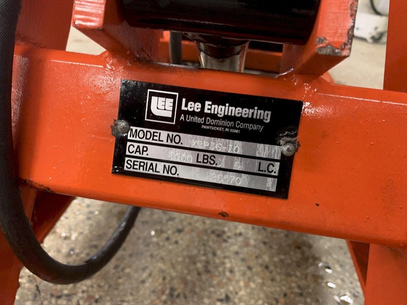 Presto Lift 1000 lbs 24x 48 Model XBP36-10 Portable Electric Scissor Lift