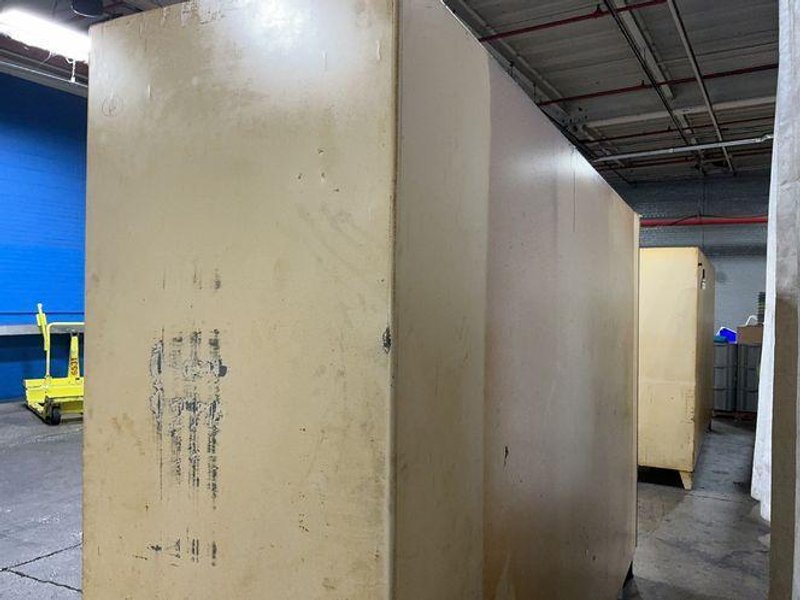 STRONG HOLD 10 DOORS LOCKERS