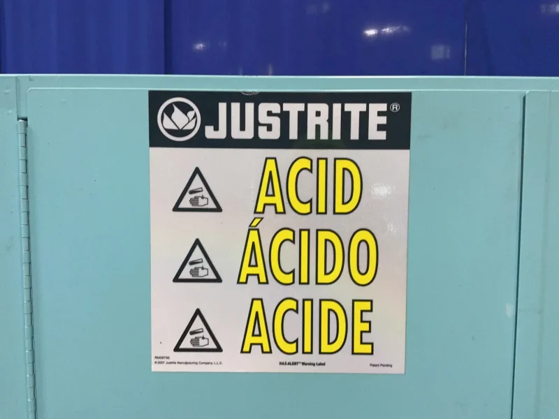 JUSTRITE 2 @ 30 GAL ACID &amp; CORROSIVE STORAGE CABINET  -  899062