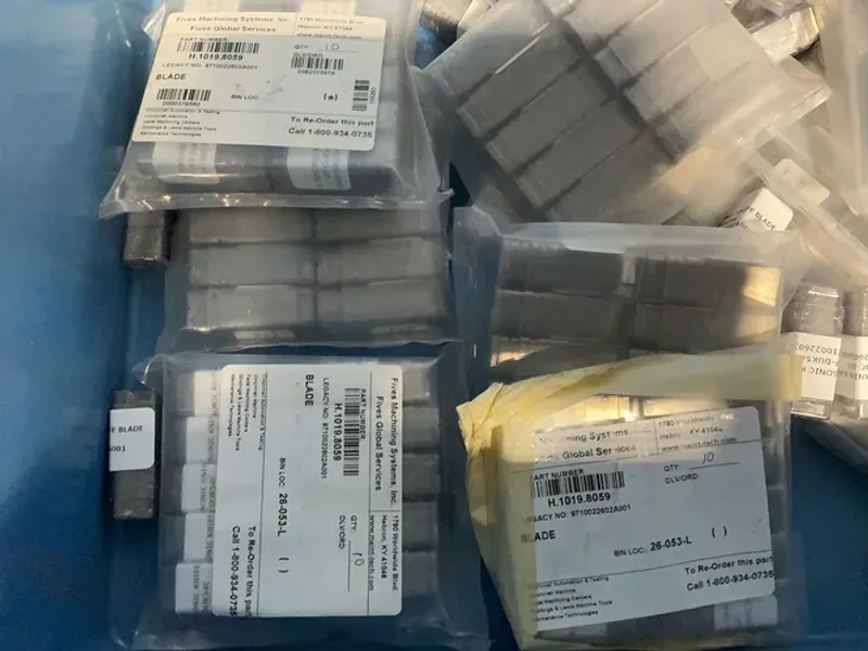FIVES MACHINING SYSTEMS ULTRASONIC KNIFE BLADES  -  H.1019.8059