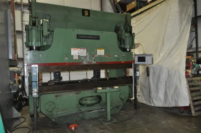 CINCINNATI 350 TON HYDRAULIC PRESS BRAKE, STOCK# 14118J