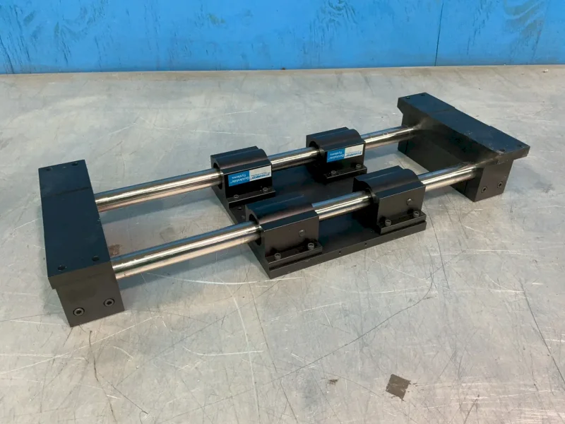 THOMPSON INDUSTRIES 9” X 9” LINEAR MOTION PLATE   -  2AA16AXBL