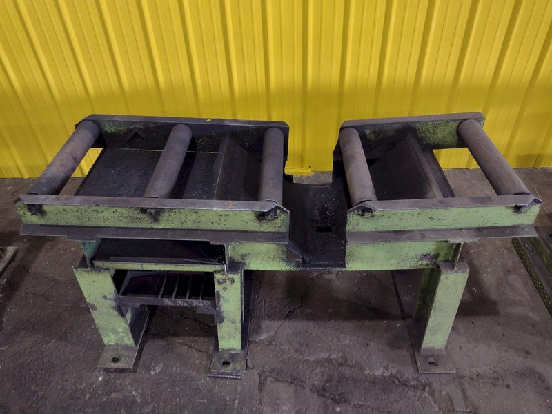 20’ X 20” HEAVY DUTY ROLLER CONVEYOR, (4) SECTIONS: STOCK 18710