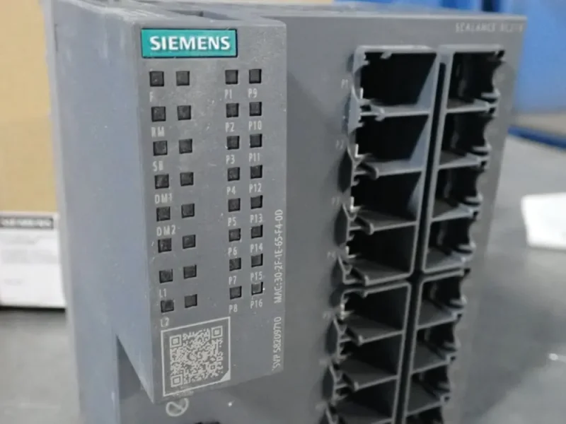 SIEMENS ETHERNET SWITCH  -  6GK5216-0BA00-2AC2