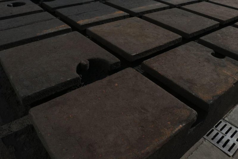 144&#039; X 73&#039; X 4&#039; SOILD STEEL T SLOTTED FLOOR PLATE: STOCK #73340