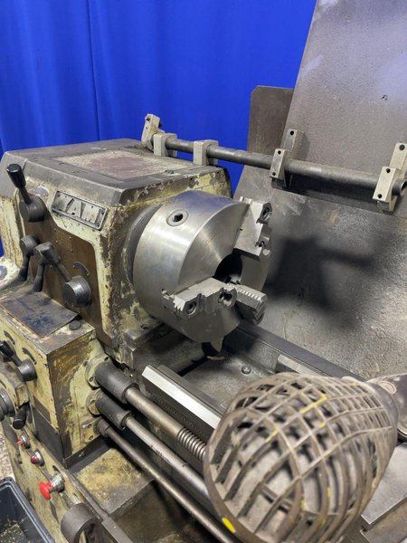 YANG IRON WORKS CO 14” X 22” LATHE  -  YAN-550C