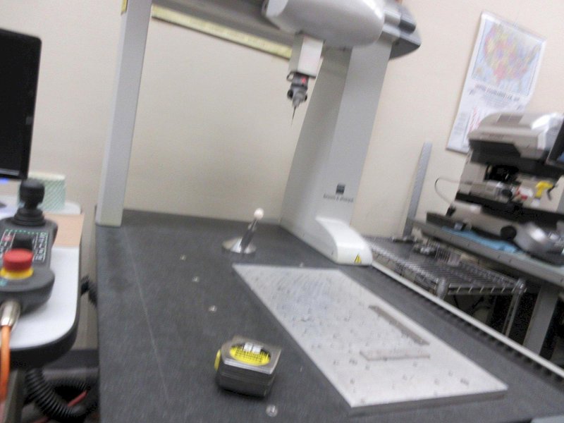 Brown &amp; Sharpe Global Classic (CMM) Coordinate Measuring Machine - Auction Item