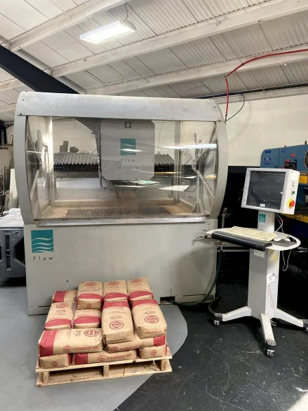 2005 FLOW IFB 4400 | Waterjet Cutters