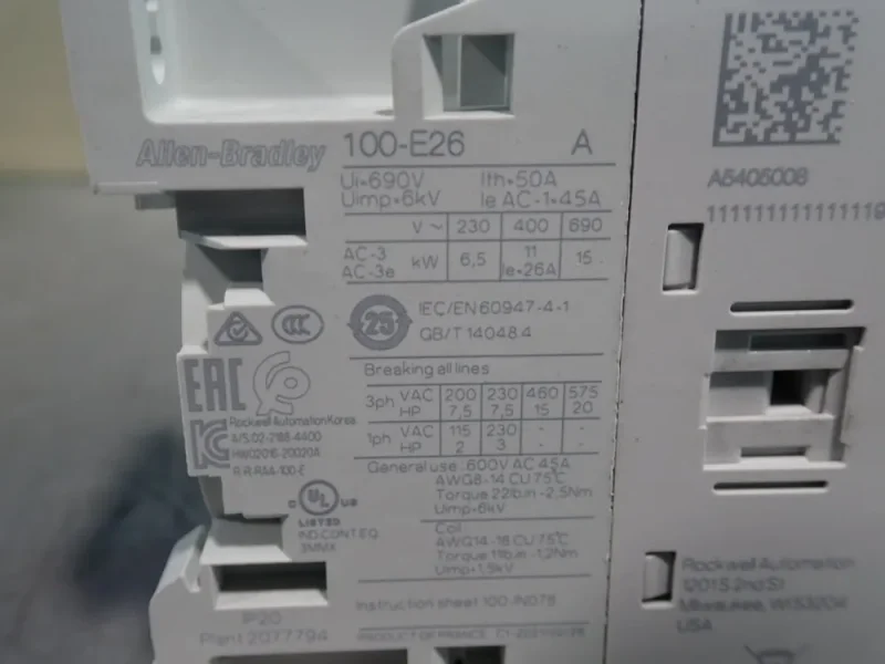 ALLEN-BRADLEY CONTACTOR  -  100-E26KD00
