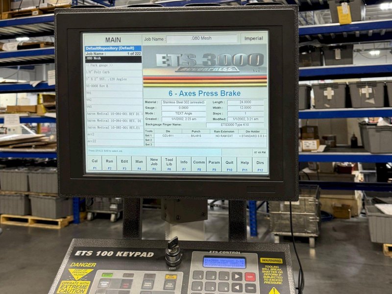 Accurpress 7606 60 Ton Press Brake