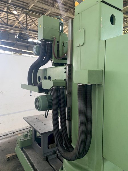 49&quot; KOVOSVIT MAS V0-50 RADIAL ARM DRILL. STOCK # 0872924