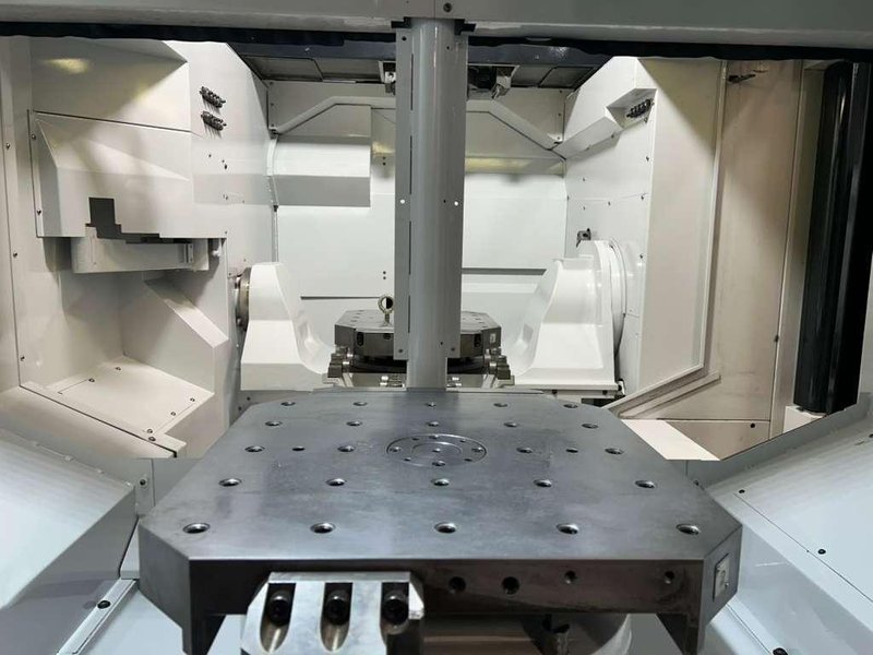 Mazak Variaxis 630-5X 5 Axis CNC Vertical Machining Center – Automatic Pallet Changer Mill