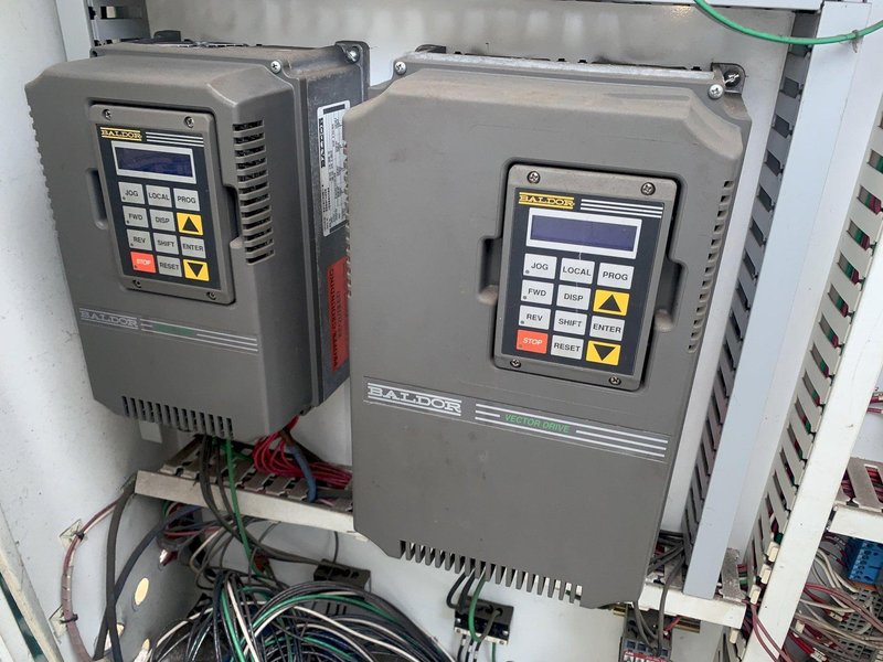 20,000 LB X 30&quot; X .500&quot; YODER COIL CRADLE &amp; STRAIGHTENER FEED LINE: STOCK #13050