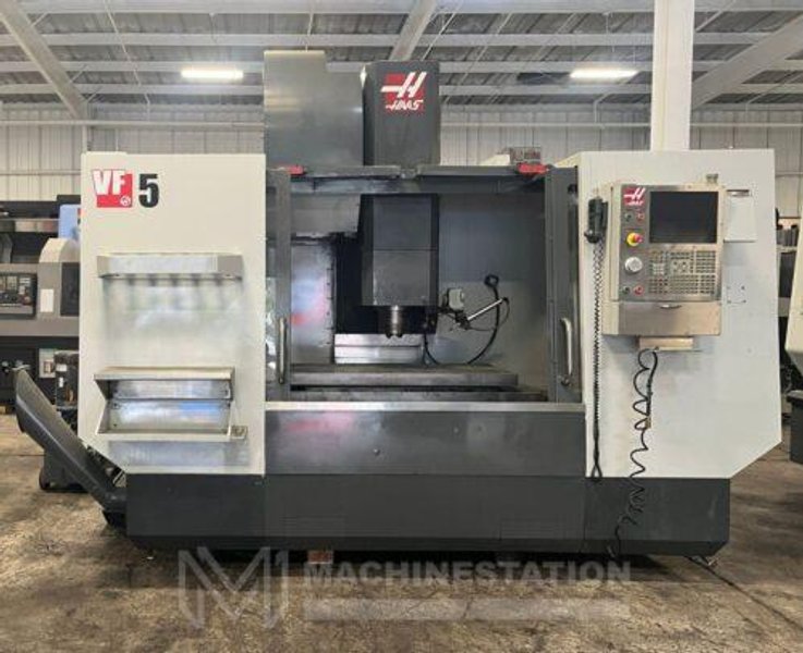 Haas VF-5/50 CNC Vertical Machining Center – 50 Taper Mill