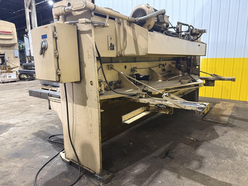 10' X 1/4" STANDARD INDUSTRIAL MODEL #AS250-10 HYDRAULIC POWER SHEAR: STOCK #23296