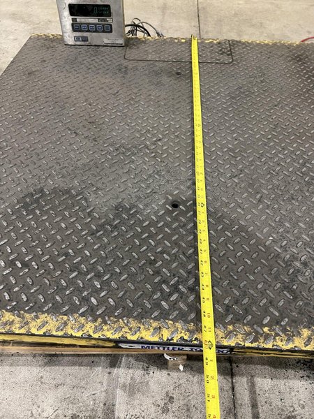 5,000 LB METTLER TOLEDO INDUSTRIAL FLOOR SCALE: STOCK 22099