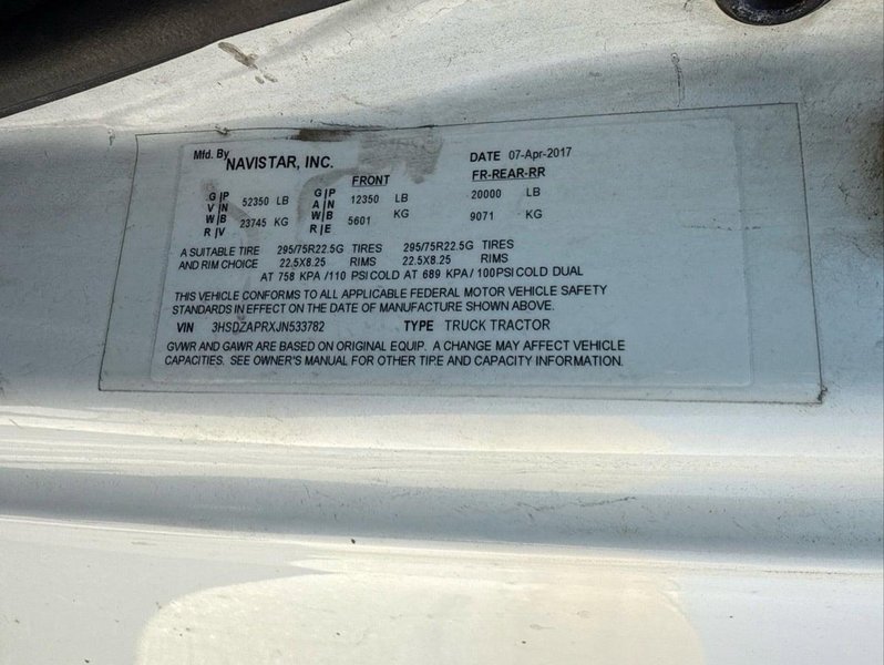 International LT625 Sleeper Truck, 2018 – Cummins X15, 72″ Sleeper, Automatic