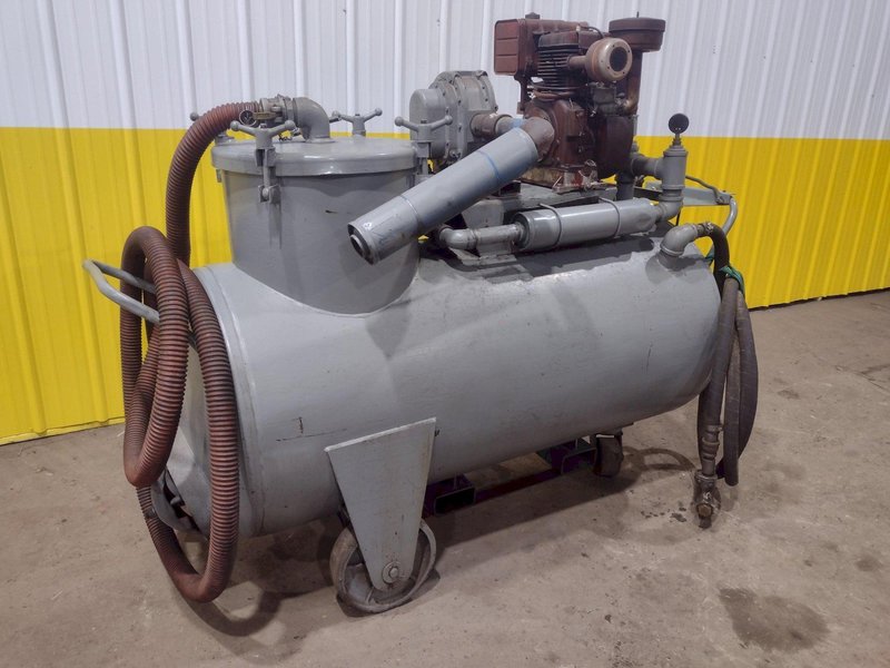 PORTABLE GAS MOTOR SUMP SUCKER &amp; PUMP: STOCK #19224