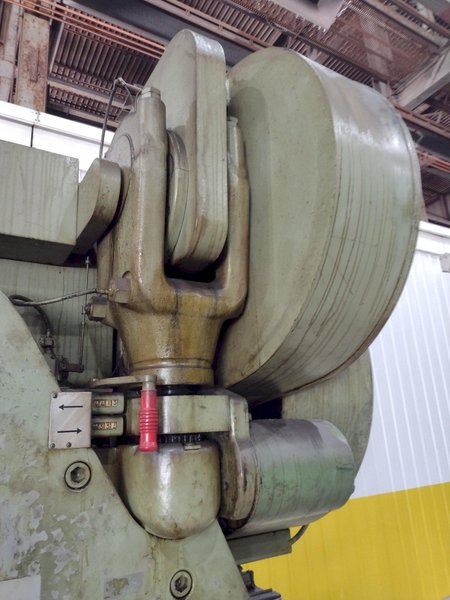 225 TON X 10' CINCINNATI MODEL #9 AUTO CYCLE AIR CLUTCH MECHANICAL PRESS BRAKE: STOCK #21130