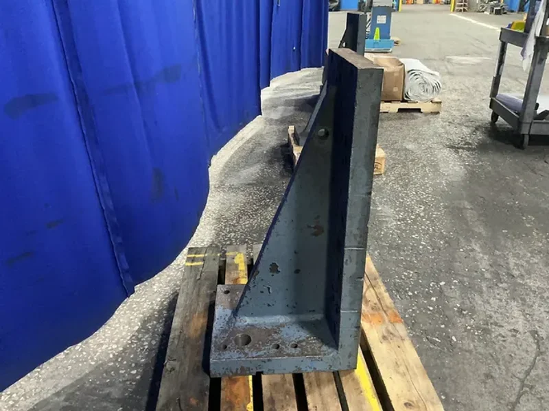 14” X 33” ANGLE PLATE