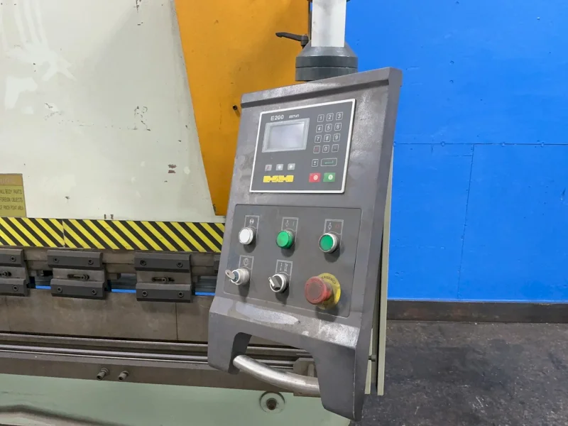HYDRAULIC PRESS BRAKE   -  WC67K-44/2000