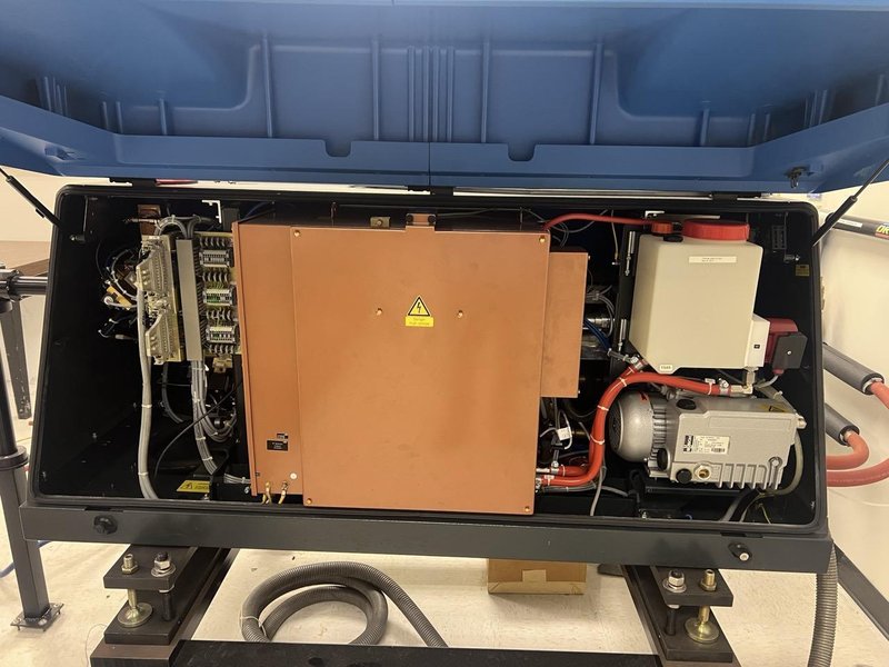 2500W Rofin DC025 Industrial CO2 Slab Laser