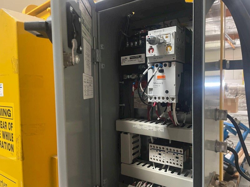 Arpac Pro Series SW-4026-L Pallet Wrapper w/ Dual Clamp Pallet Inverter, 2005