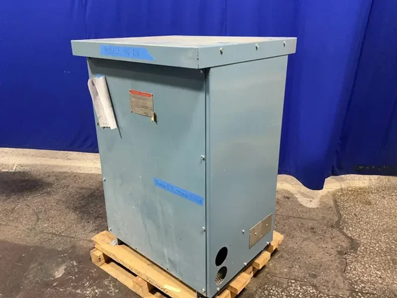 I-T-E POWER 225 KVA TRANSFORMER  -  3F3Y225