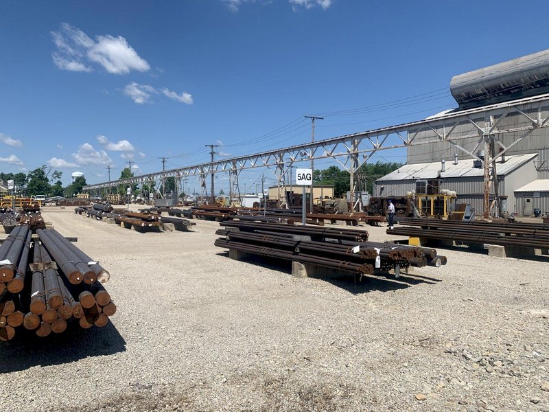 10 TON X 60' X 1000' P&amp;H OVERHEAD SELF STANDING YARD CRANE SYSTEM: STOCK #13150