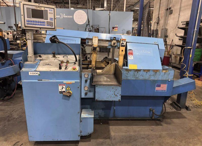 13" X 13" DOALL C-3300NC AUTOMATIC HORIZONTAL BANDSAW W/UNIOP CONTROL. STOCK # 0654026