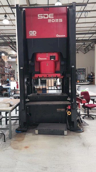 220 Ton Amada SDE-2025 Servo Electric Press, 2008
