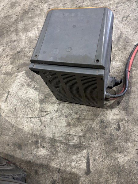 11,000 LBS CAT MODEL #2ET11000 ELECTRIC FORKLIFT, NEW 2020: STOCK #22688