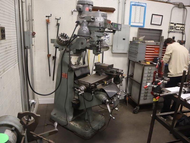 Bridgeport Series I Vertical Knee Mill, X &amp; Y-Axis Servo Power Feeds, 2-Axis Acu-Rite DRO- Auction Item