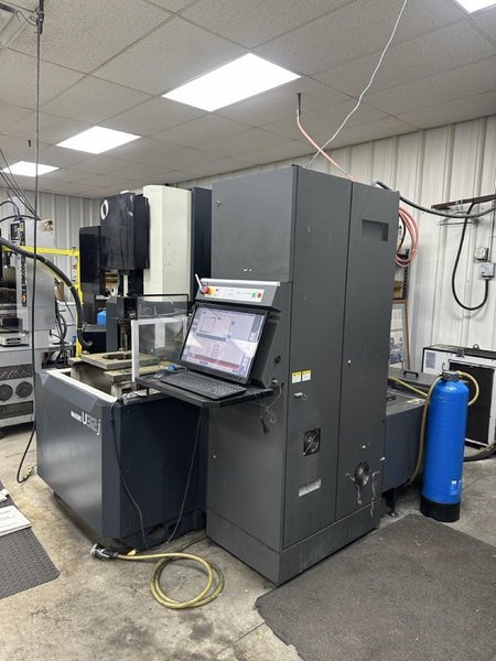 Makino U32J CNC Wire EDM, 2013