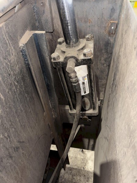 30&quot; x 68&quot; LS INDUSTRIES SHOT BLAST MACHINE WITH DUST COLLECTOR, FOR PROPANE TANKS: STOCK #22767