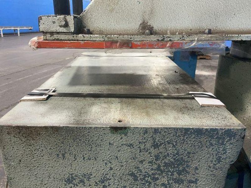14” X 27” DIE CUT MACHINE  -  1470
