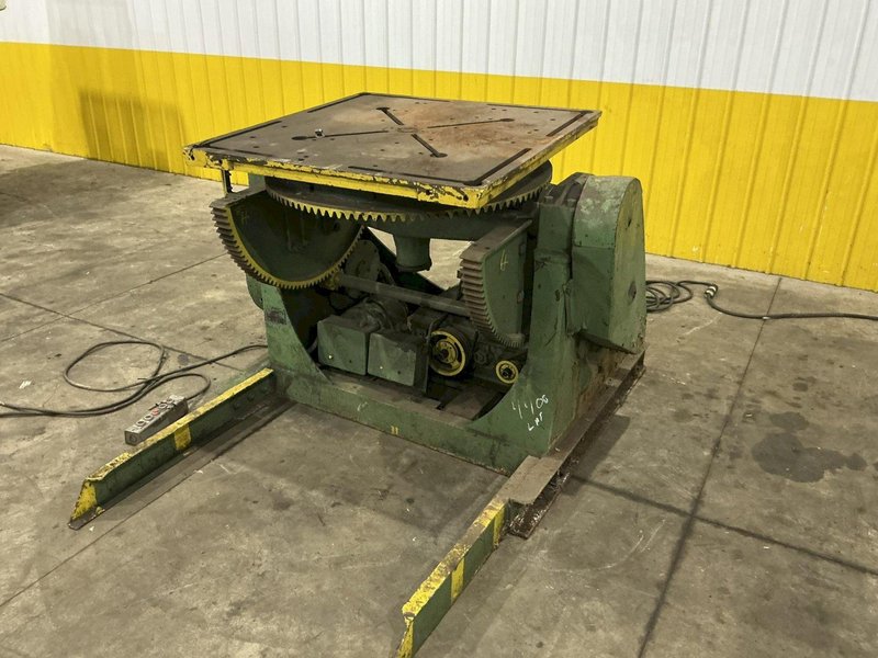 16,000 LBS X 40" X 40" RANSOME SIZE 4 TILTING ROTARY WELDING POSITIONER: YOBRO #25142