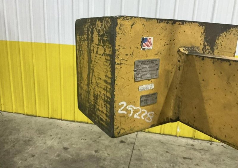 10 TON X 48" CALDWELL #82-10-48 COIL LIFT C-HOOK. STOCK # 0436026