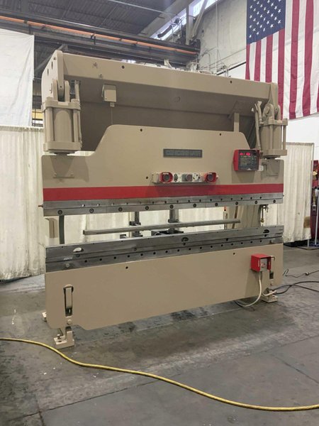 135-TON X 10' CINCINNATI HYDRAULIC PRESS BRAKE STROKE: STOCK #80580