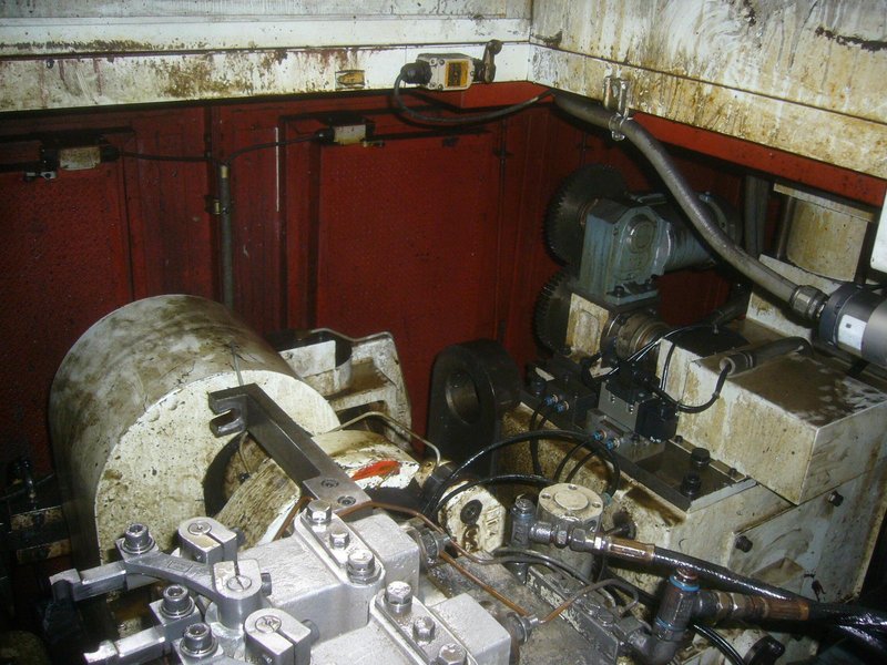 Asahi Sunac Model AF-1414-3 Three Die Progressive Header