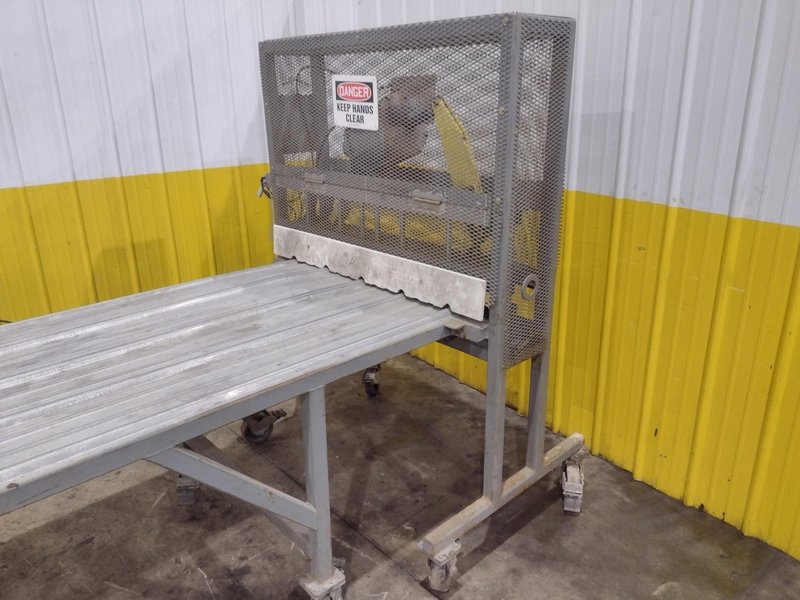 48" DIXIE MACHINE AIR OPERATED PANEL CROP SHEAR: YOBRO #24966