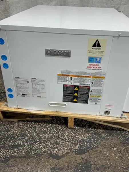 BOSCH WATER SOURCE HEAT PUMP   -  SM060-1AHX-XRSATA-CHTX