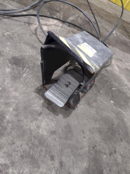 48" DIXIE MACHINE AIR OPERATED PANEL CROP SHEAR: YOBRO #24966