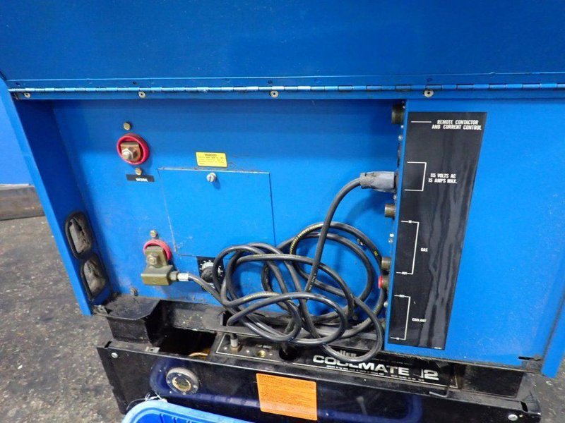 MILLER 300 A WELDER  -  SYNCROWAVE 300
