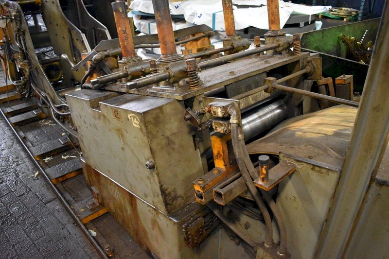 AIR FEEDS Inc. Coil Cradle Straightener Combination Uncoiler 10,000 Lb. x 24" Wide