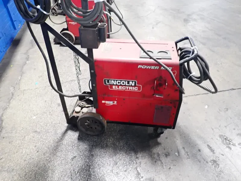 LINCOLN ELECTRIC 250 A WELDER   -  POWER MIG 256